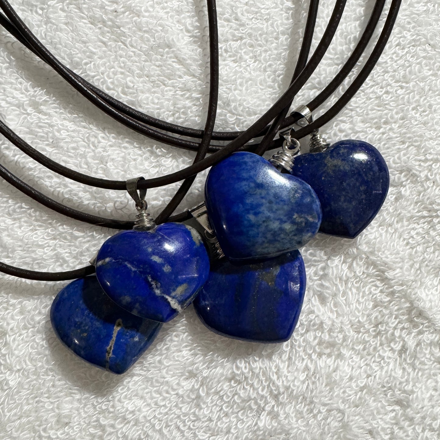 Necklace : Lapis Lazuli Heart Pendant on Leather
