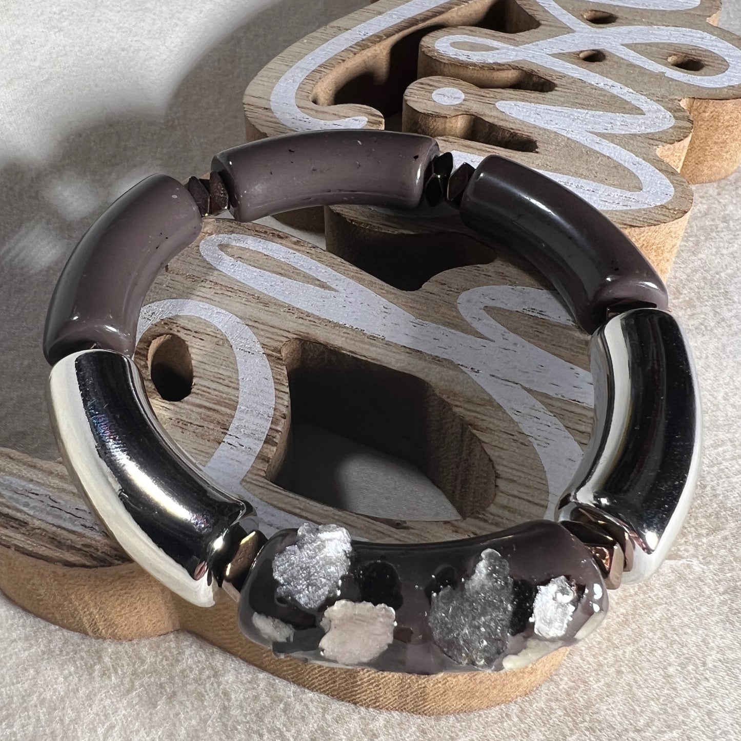 Bracelet : Brown and Silver Acrylic Tubes, 7"+