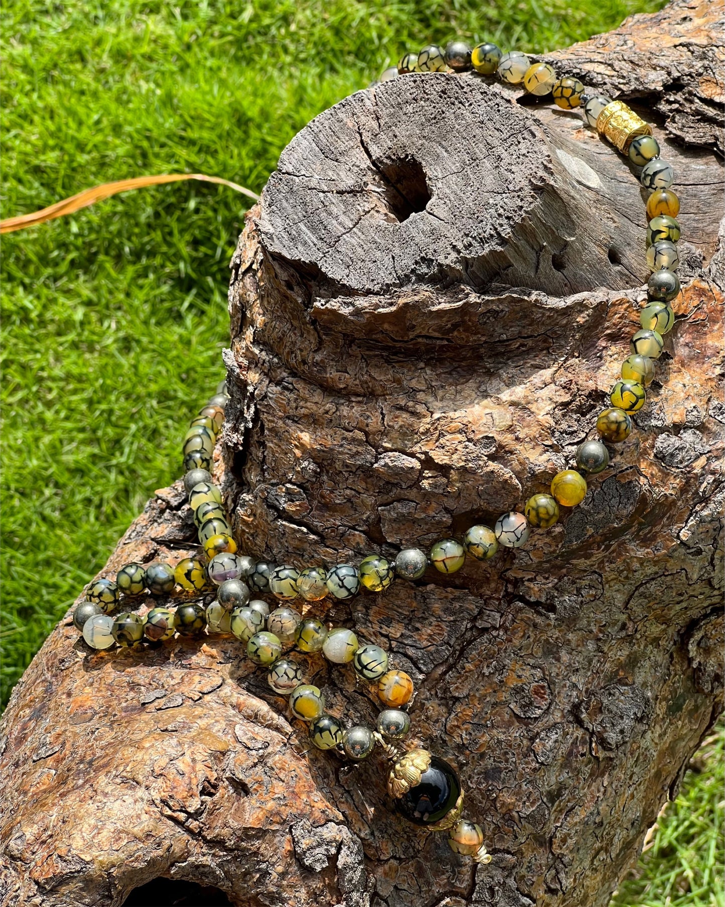Necklace : Dragon Vein Agate (34") with Tibetan Bead Pendant (2")