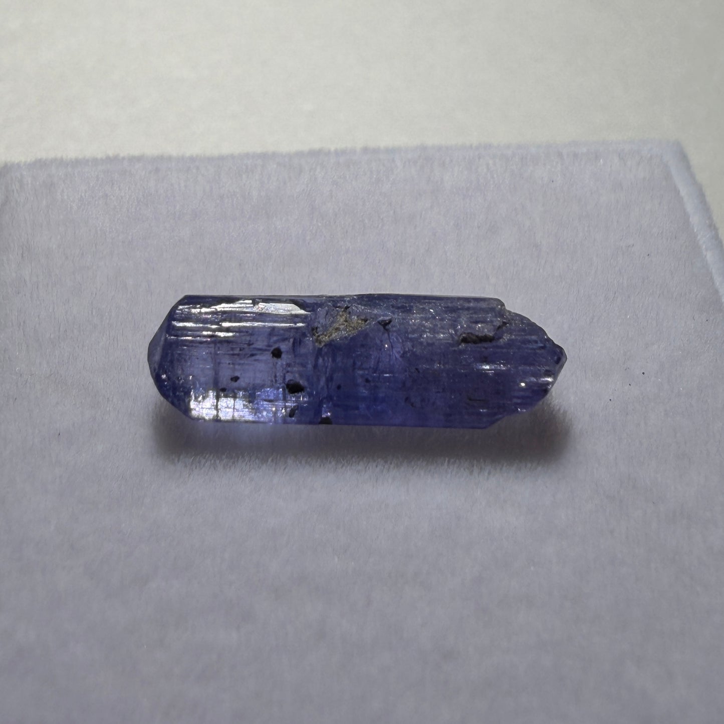 Crystals : Tanzanite, DT, in Display Box, 3.2cts