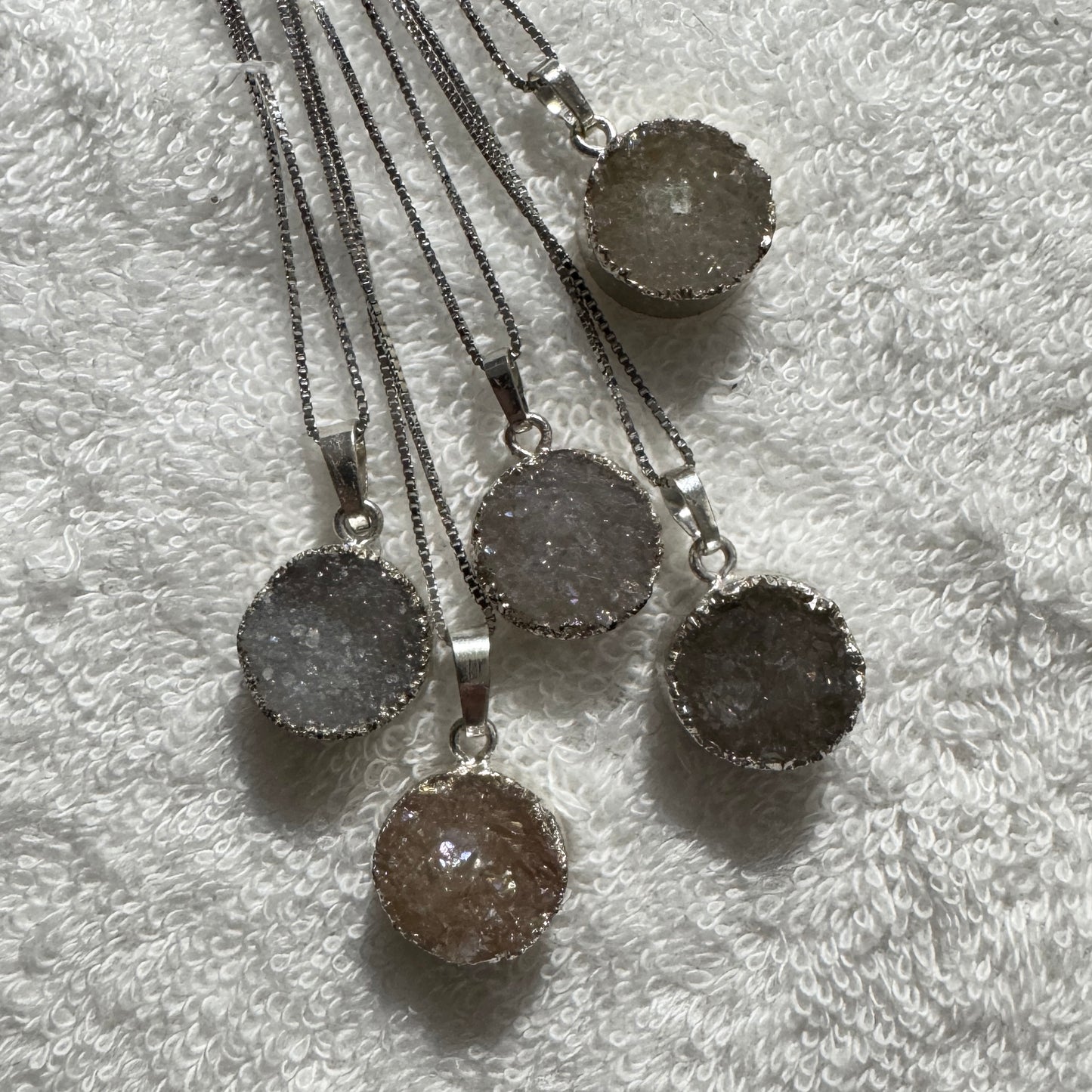 Necklace : 10mm Druze Quartz Pendant and 15" Sterling Chain