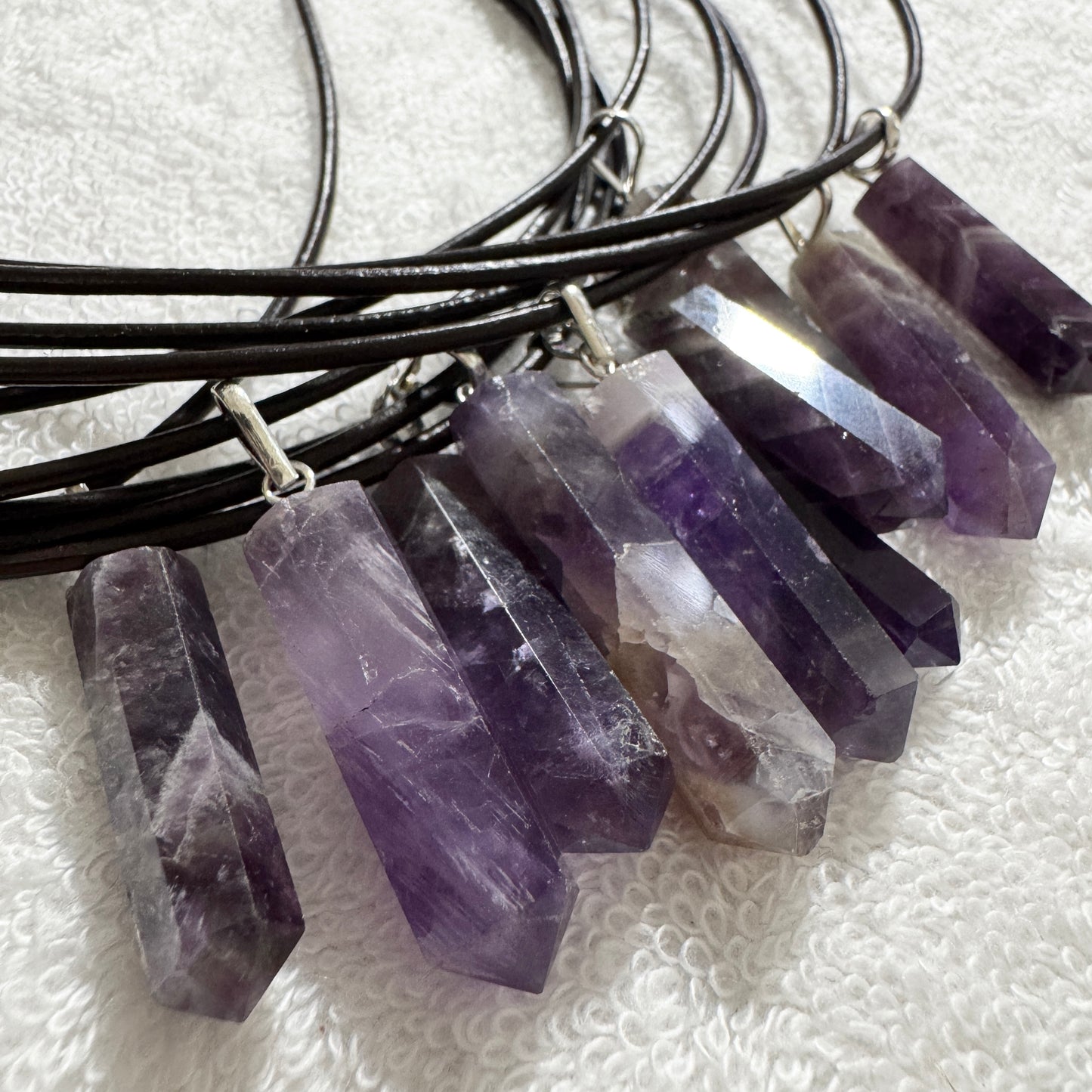 Pendant : Amethyst Point on Brown Leather