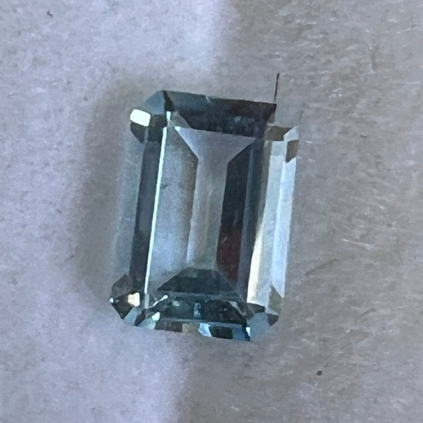Faceted : Topaz, Blue(treated), 7mmx5mm