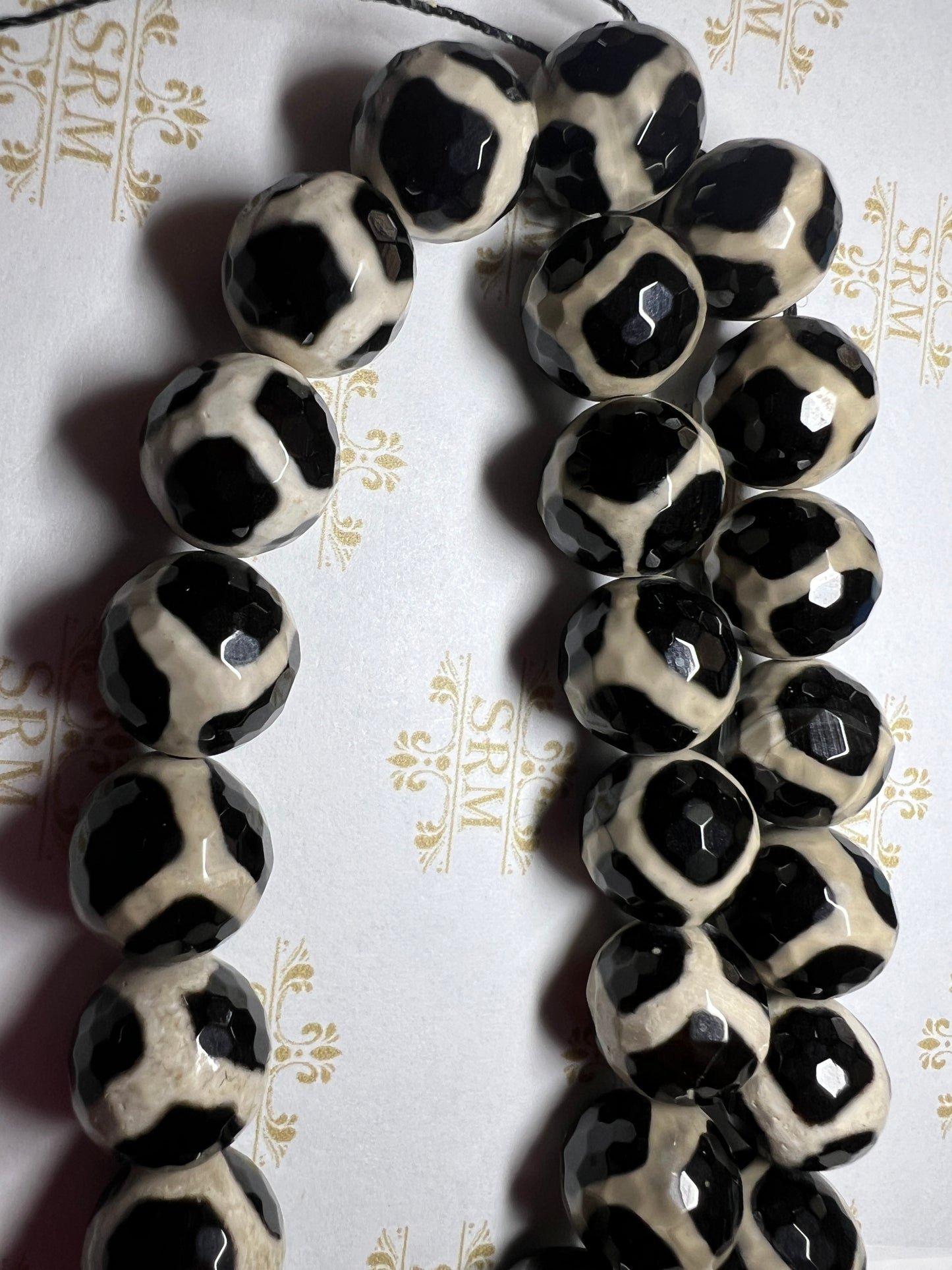 Beads : Tibetan Agate : Black/White Net : Hand Painted : 13mm