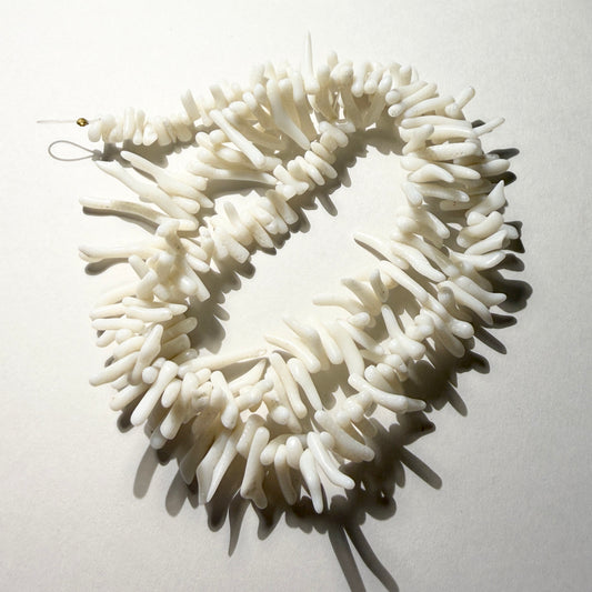 Vintage : Hawaiian White Branch Coral Strand, 18"