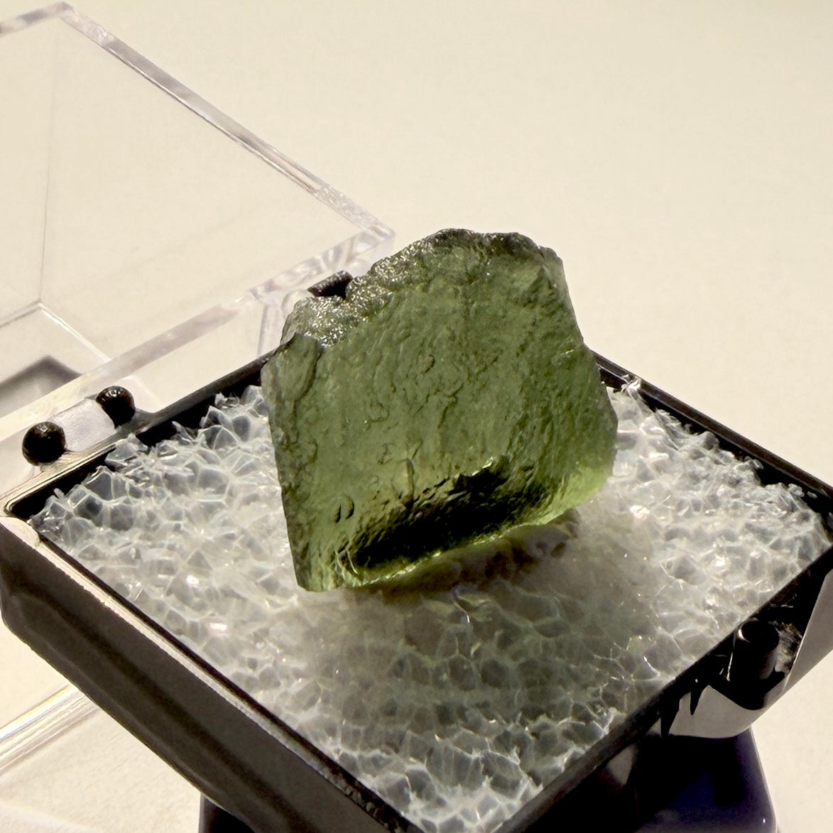 Crystals : Moldavite in Perky Box