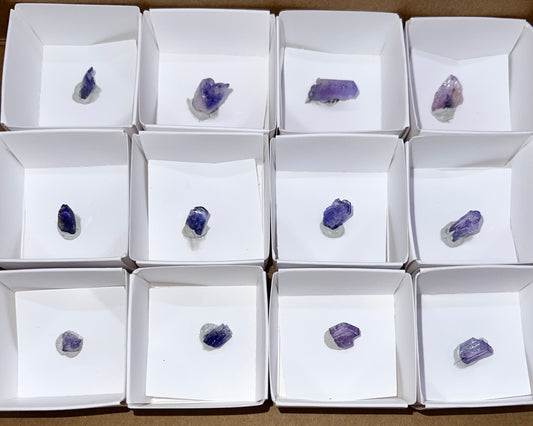 12 Pieces - Tanzanite Crystals