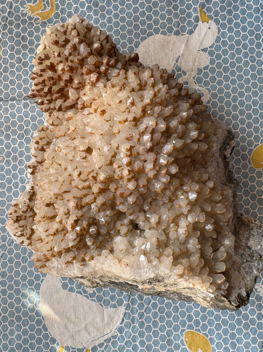 Cluster : Dolomite on Calcite