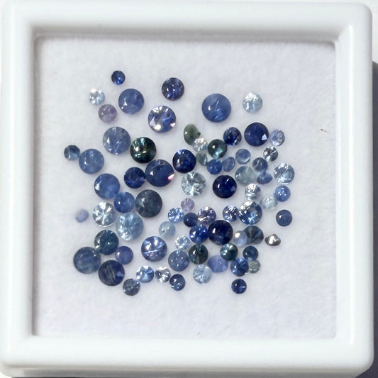 Cabs : Faceted Blue Ceylon Sapphires, 5.3 carats, in small display box