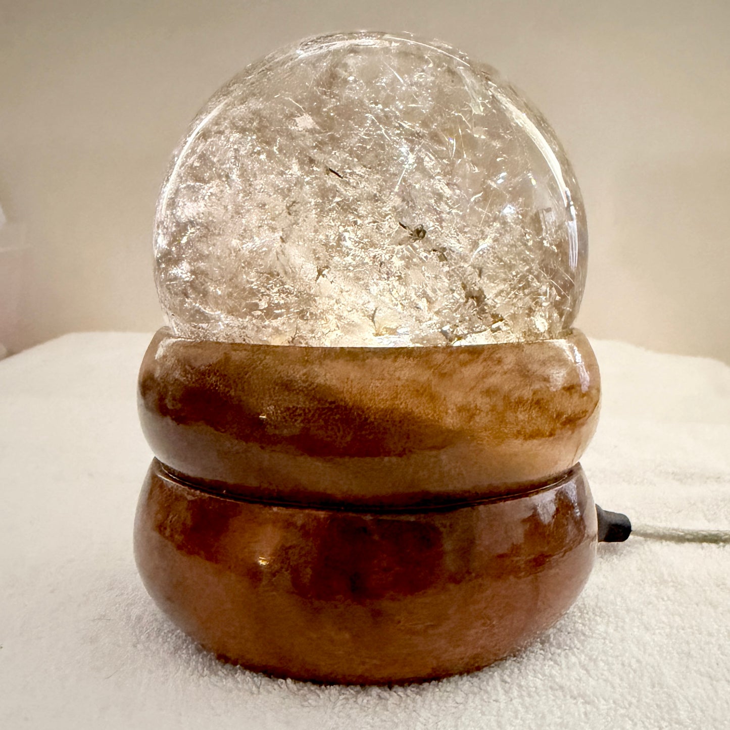 Sphere : 95mm Quartz Sphere on Koa Double Bowl with Ambient LED (USB)