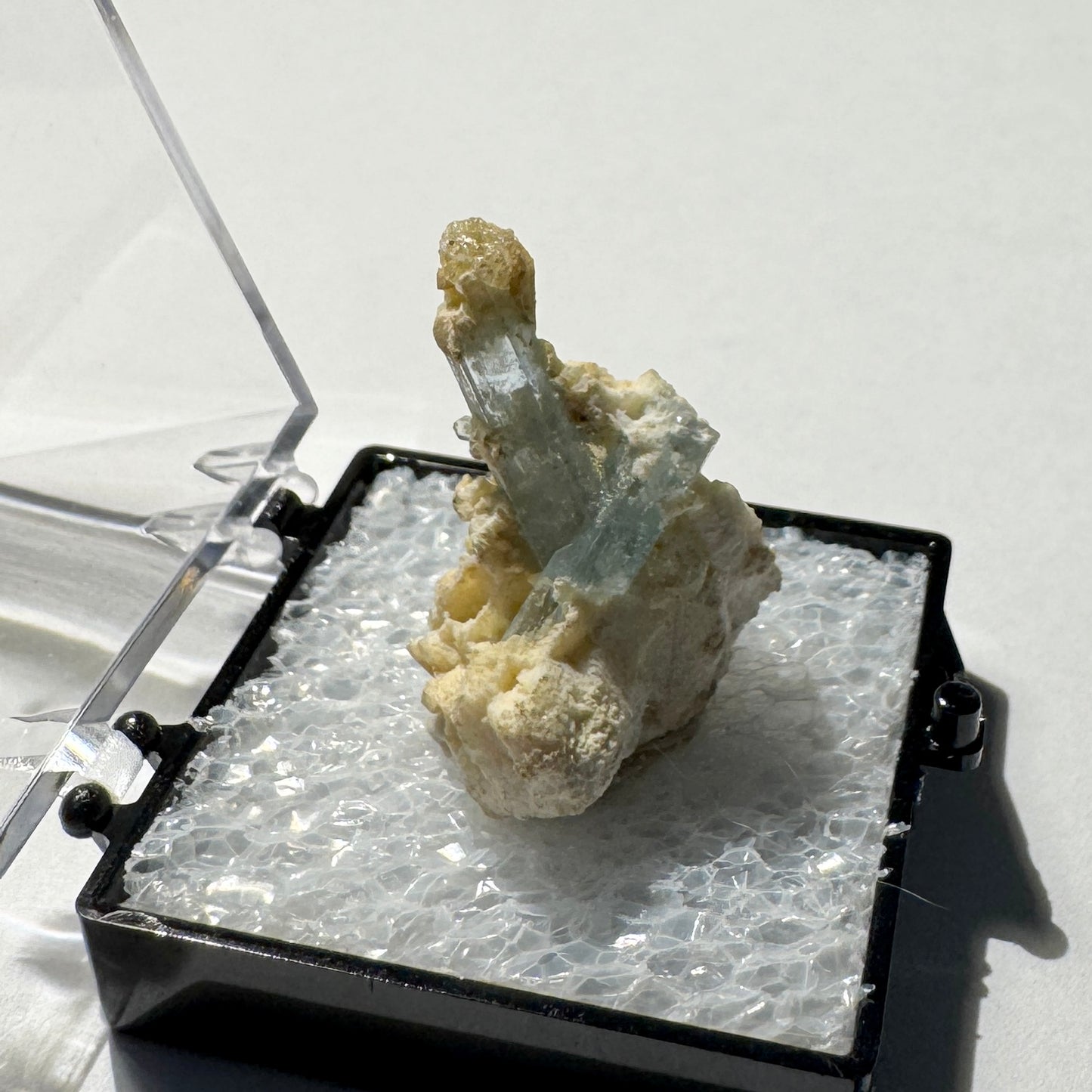Crystal : Mounted : Natural Aquamarine, Feldspar, hyalite UV opal specimen from Namibia, 3g