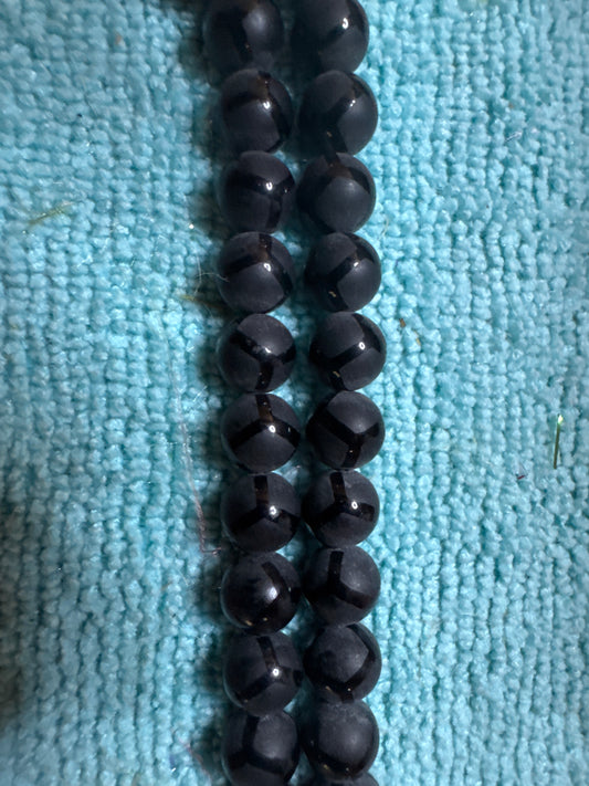 Beads : Black Onyx : Tibetan Net : 10mm or 8mm.  Choice!