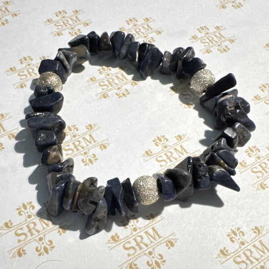 Bracelet : Chips : Sapphire with Silver Beads, 6¾"