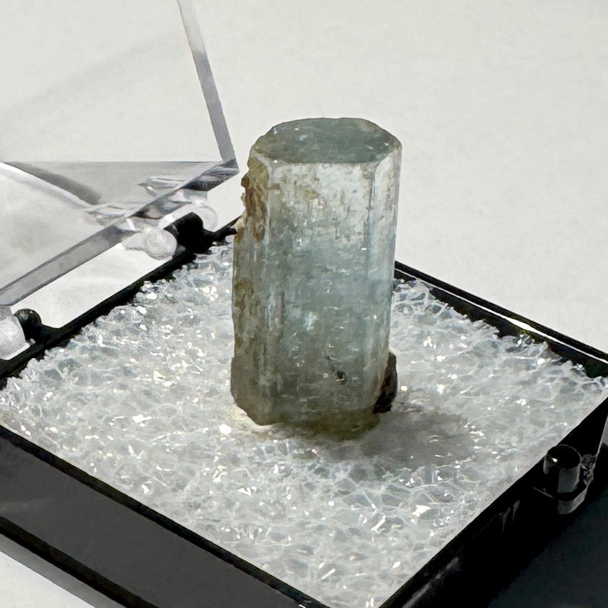 Crystal : Mounted : Natural Aquamarine specimen from Namibia, 3g