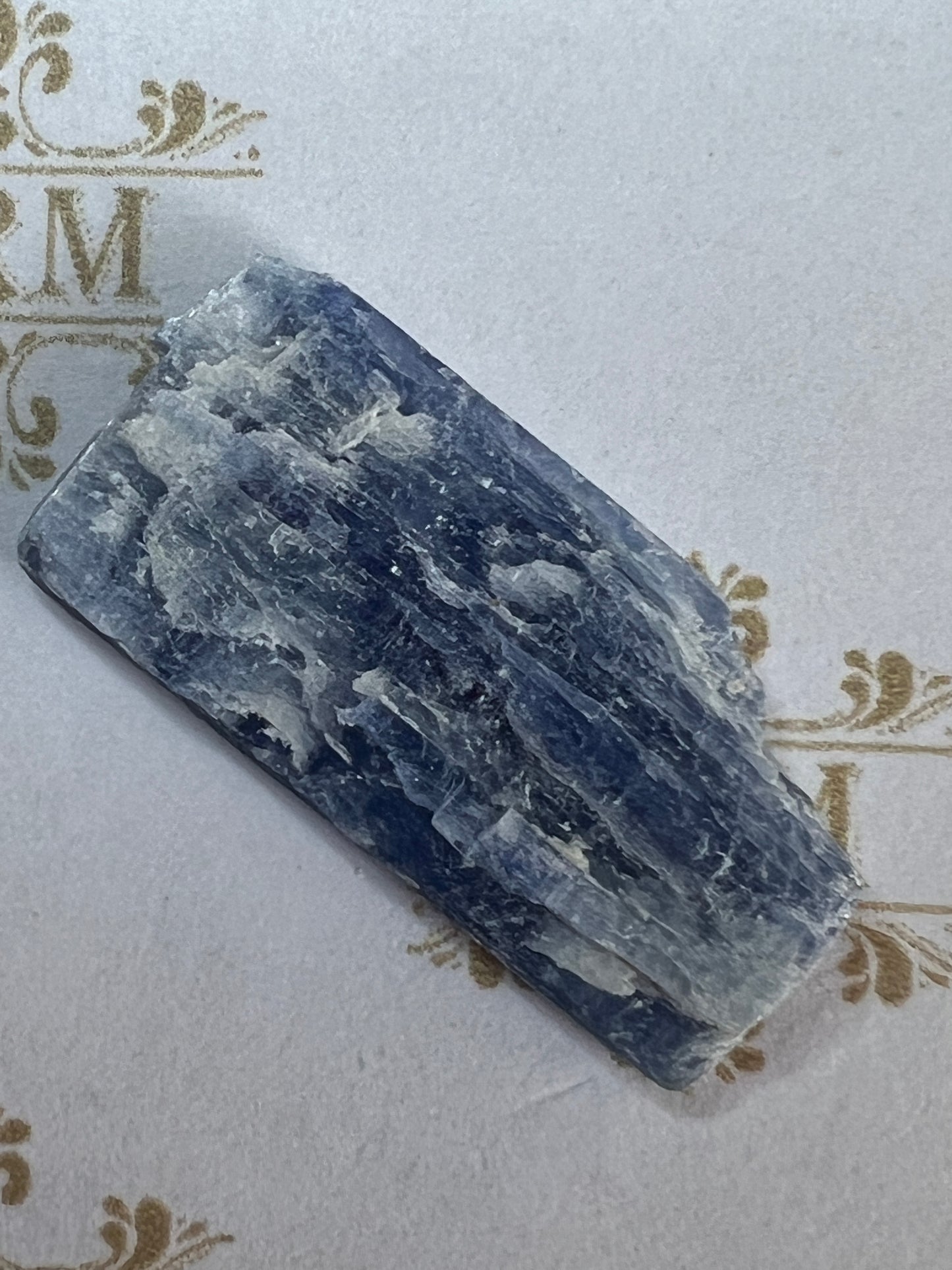 Crystal : Kyanite Blades, Blue.  Choice!
