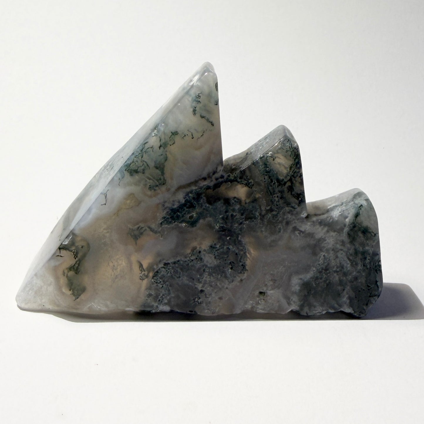 Carved : Sawtooth, Moss Agate, 2-5/8"