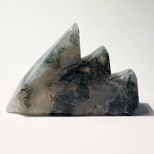 Carved : Sawtooth, Moss Agate, 2-5/8"