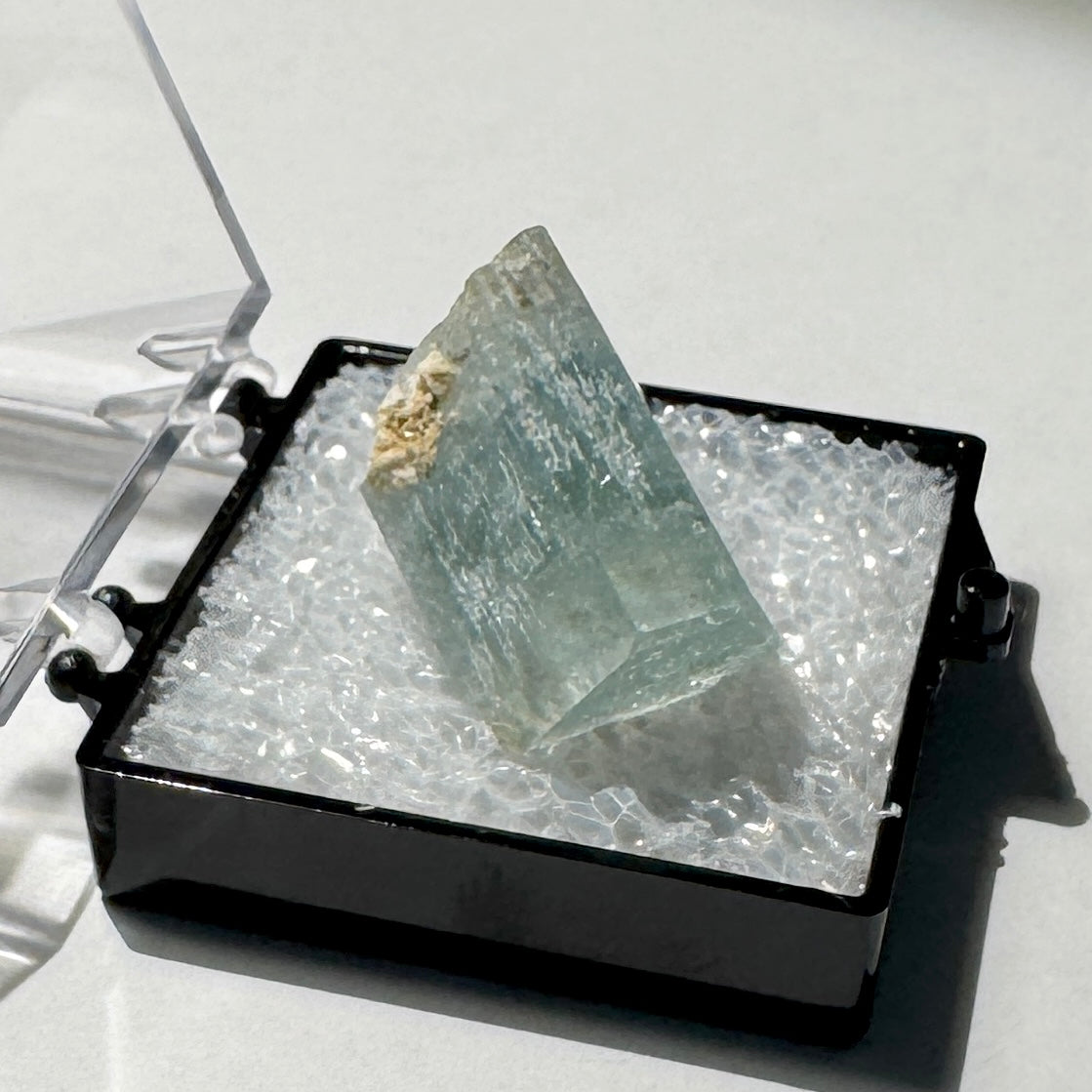 Crystal : Mounted : Natural Aquamarine specimen from Namibia, 5g