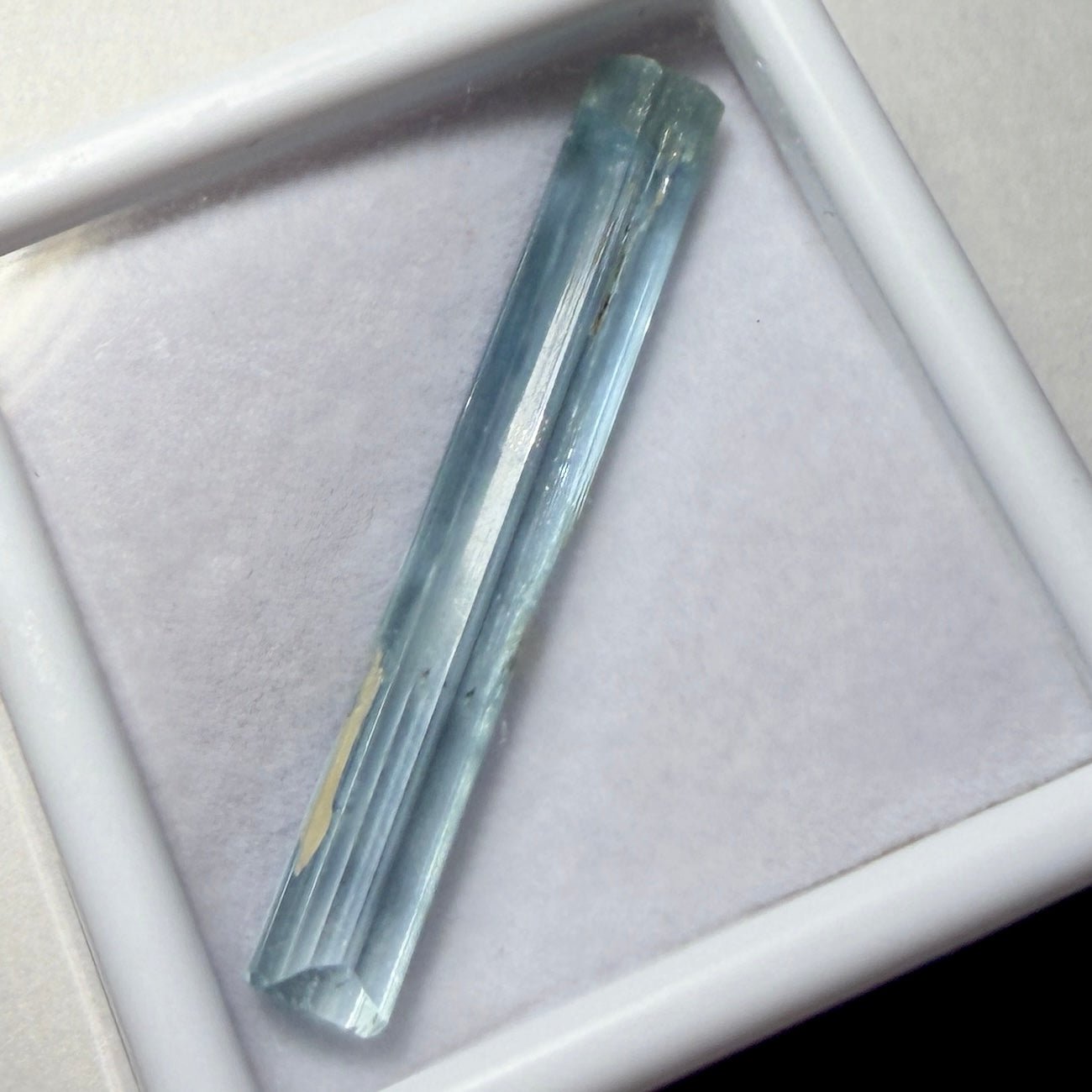Crystals : Aquamarine, DT, 4cms, 2.04gms