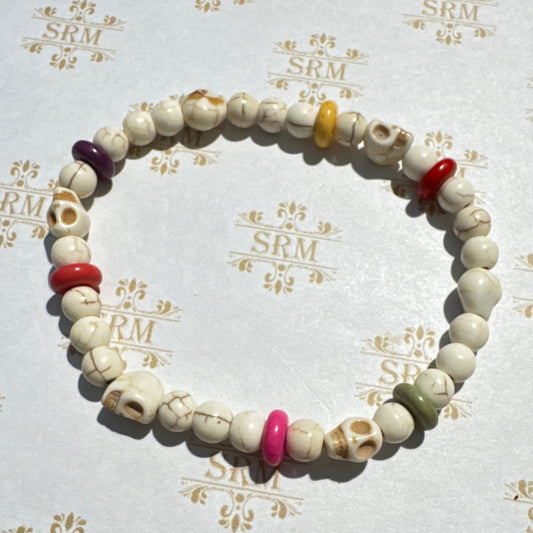 Bracelet : 6mm Skulls and Beads, 7"