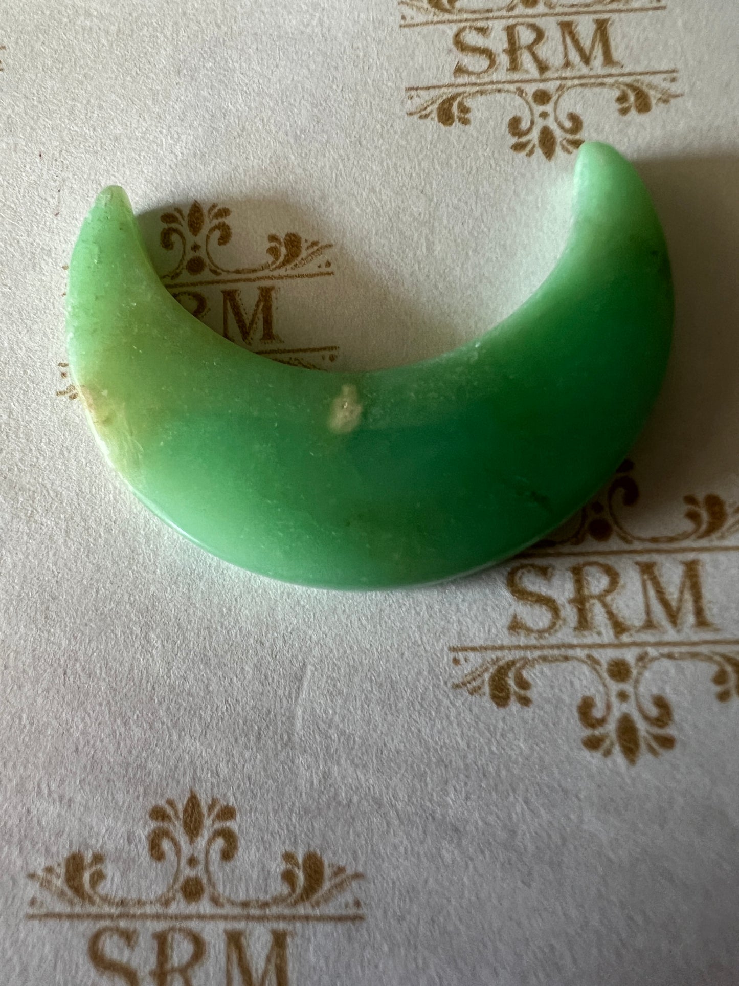 Carved : Chrysoprase : Moon