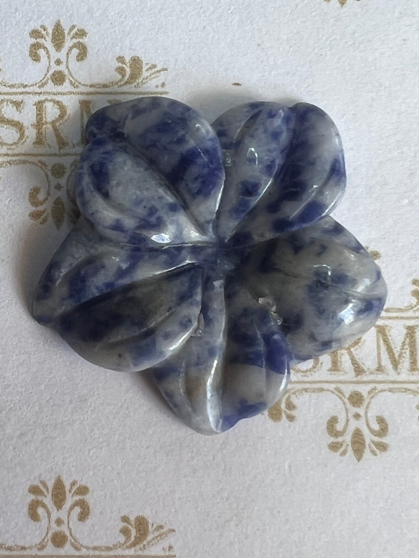 Carved : Sodalite Flower