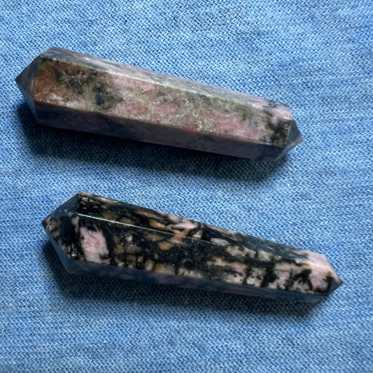 DT (Double Terminated) : Scepter Wand: Rhodonite.  Choice!