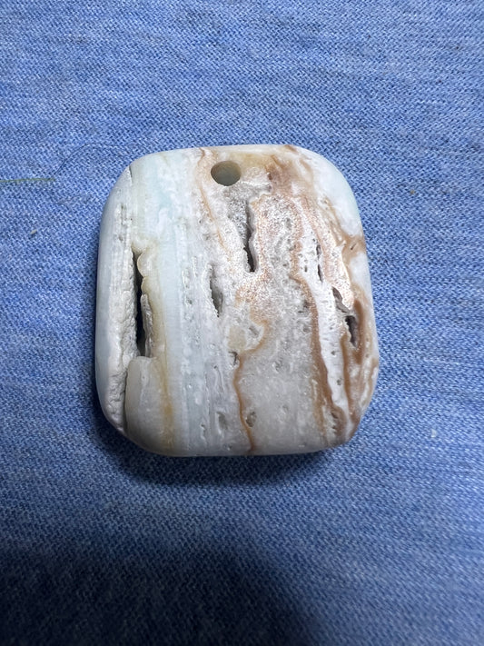 Pendant : Caribbean Calcite.