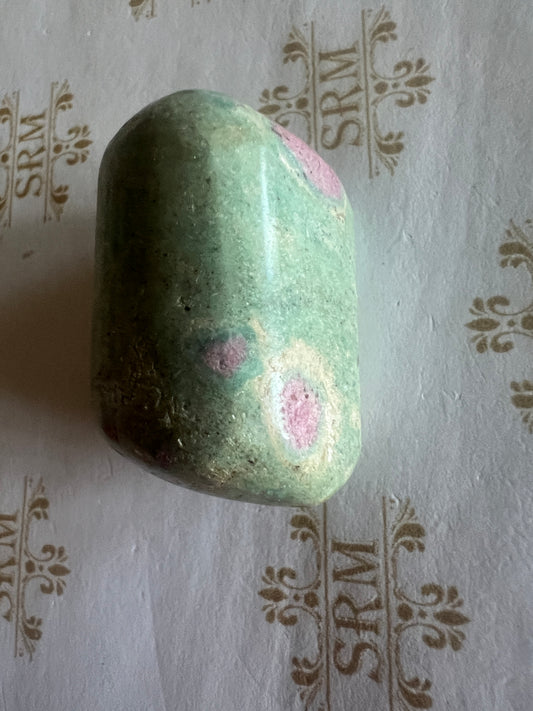 Tumble : Ruby Fuchsite : UV : QX1 : POS
