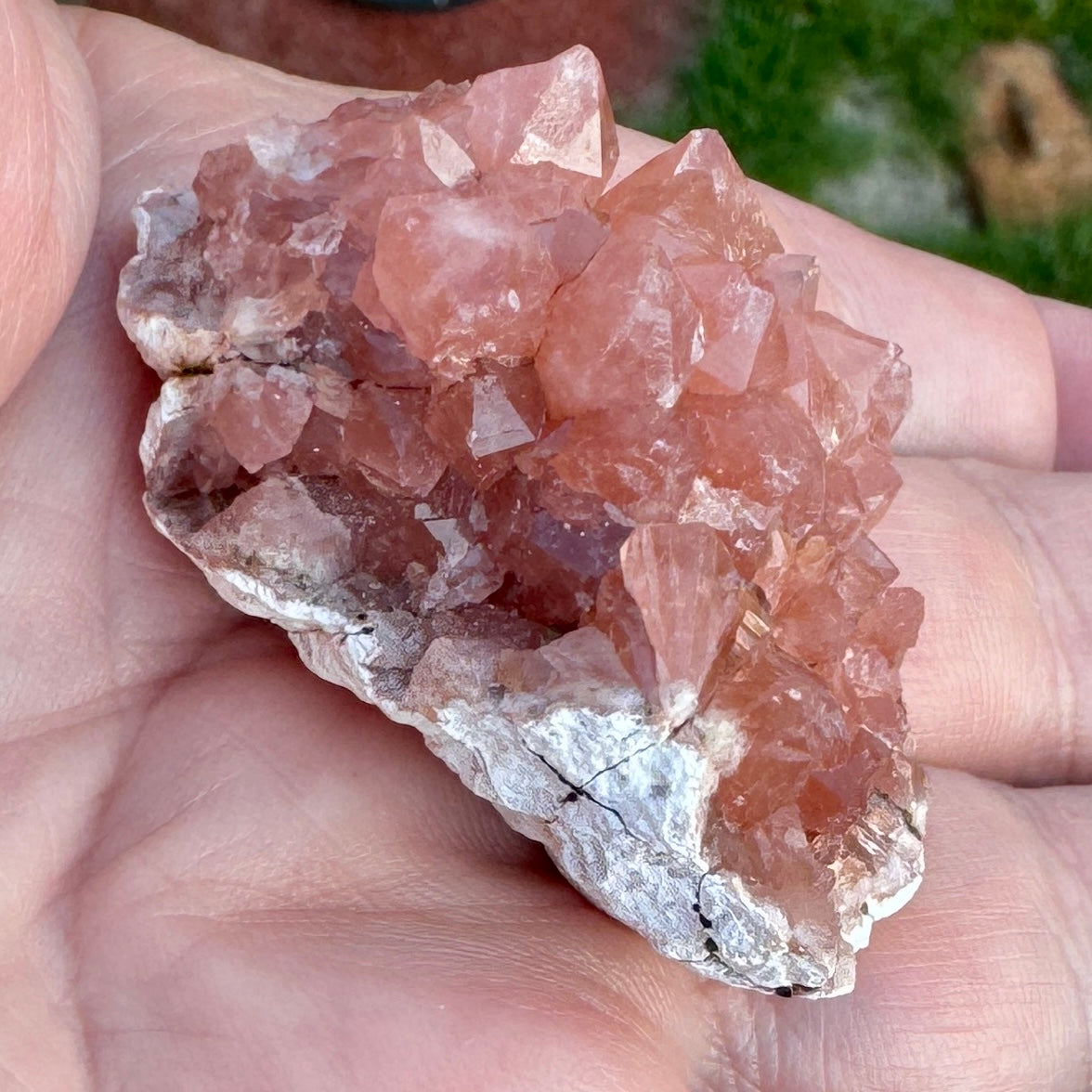 Pink Amethyst cluster 34g