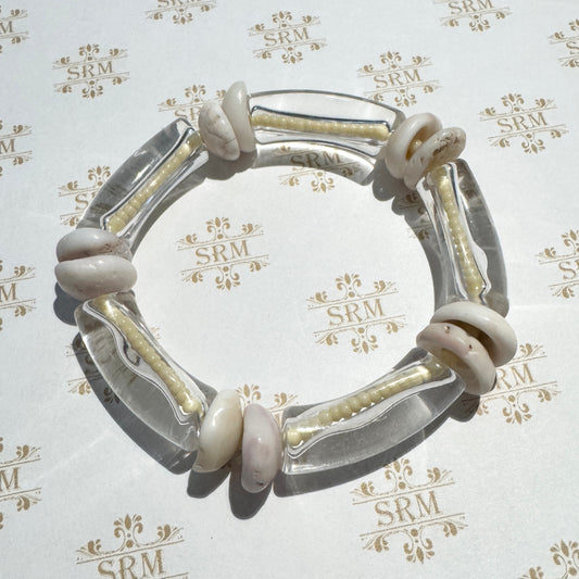 Bracelet : Clear Acrylic Tubes, Puka Shells, Seed Beads, 7½"