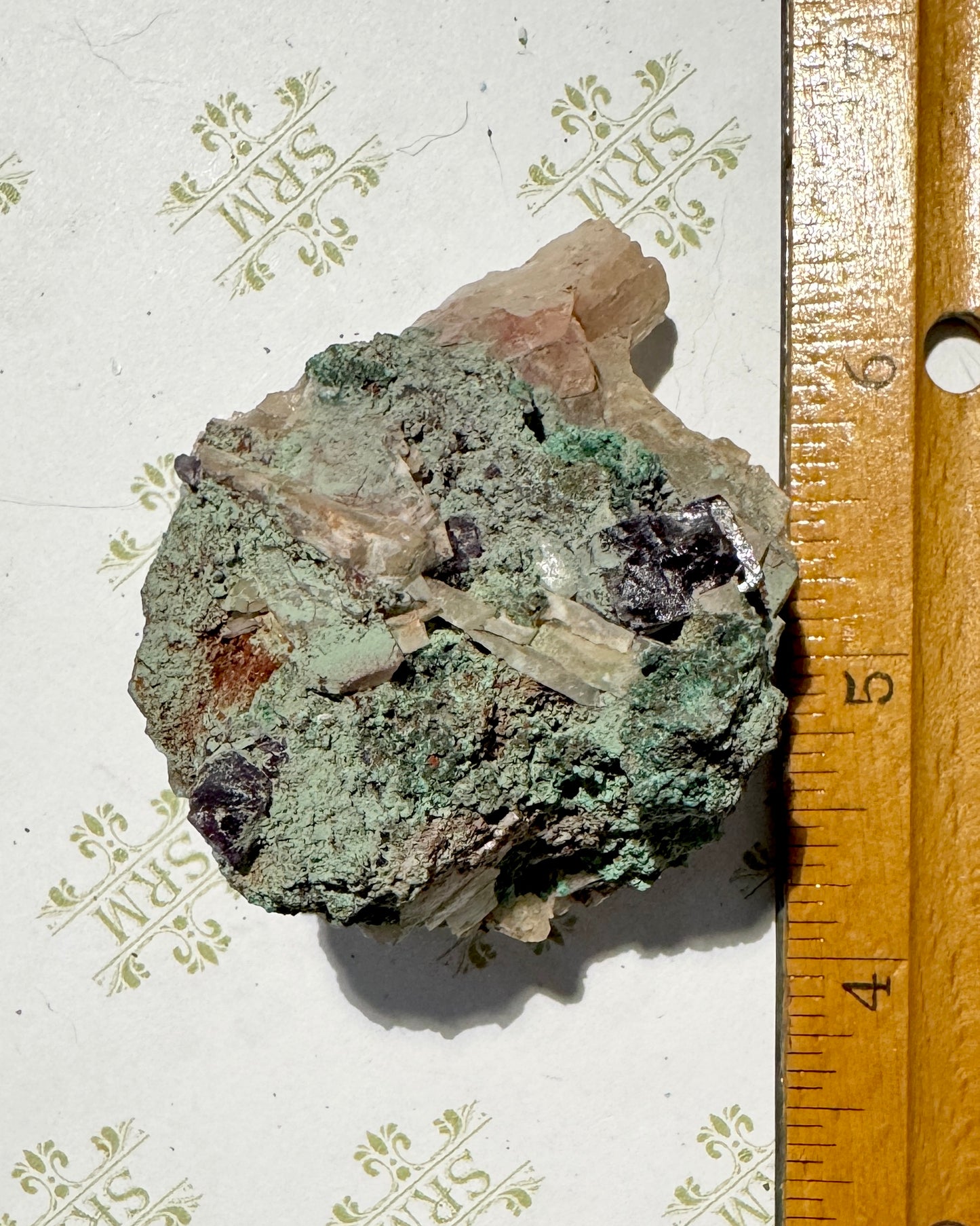 Cluster :  Fluorite, Malachite, Barite. Mexico. Choice!