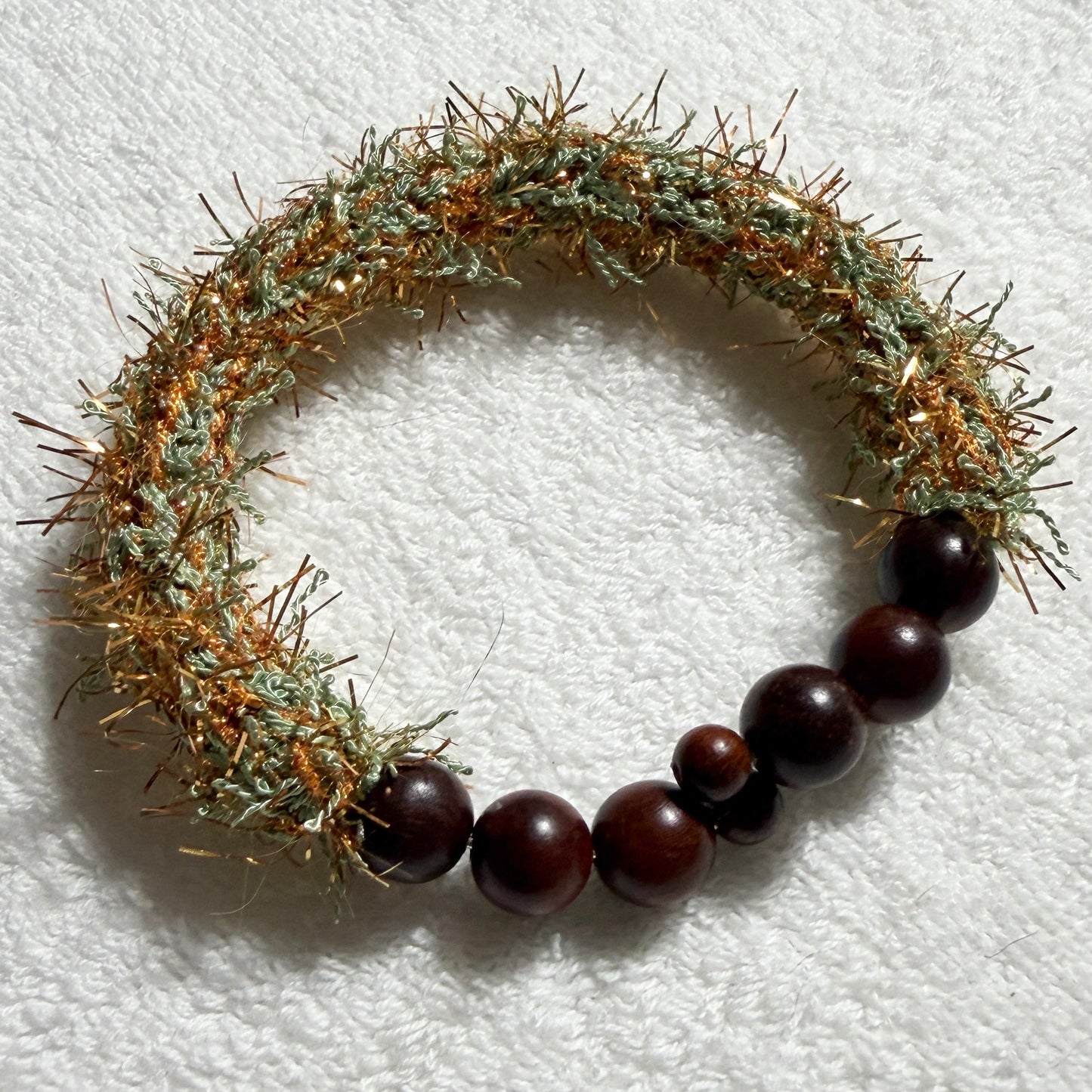 Bracelet : 6½” Feathery Pale Olive with Bronze Shimmer Strands and Santos Rosewood