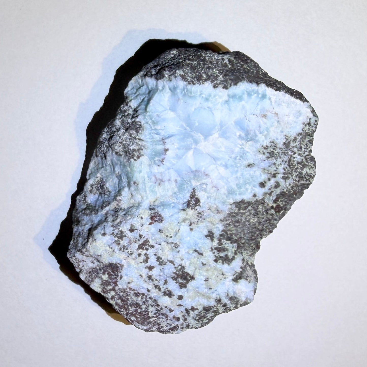 Rough : Larimar, in matrix