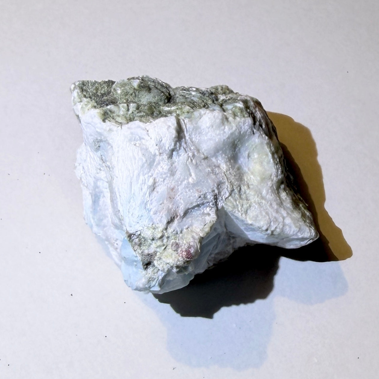 Rough : Larimar, in matrix